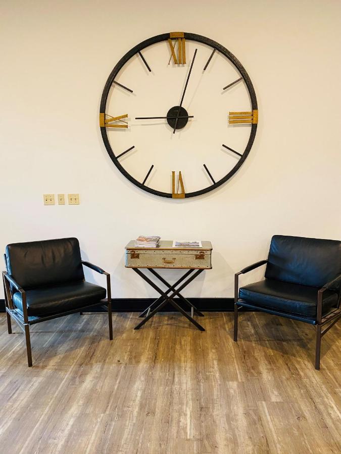 דולות The Suites Hotel At Waterfront Plaza מראה חיצוני תמונה